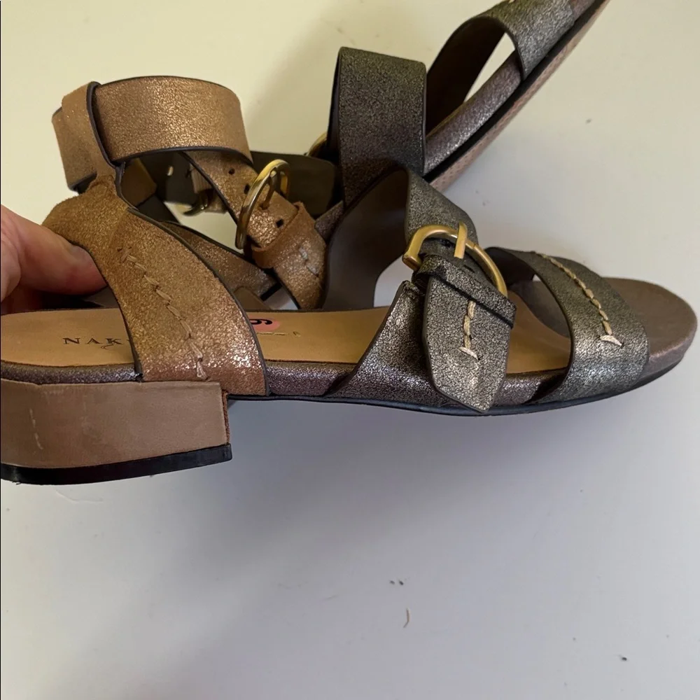 Nakedfeet Two-tone Metallic Leather Buckle Sandals Size 9